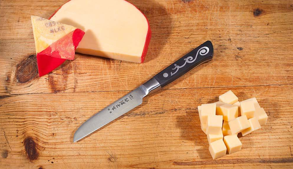 306 - Curved Pairing Knife with_cheese