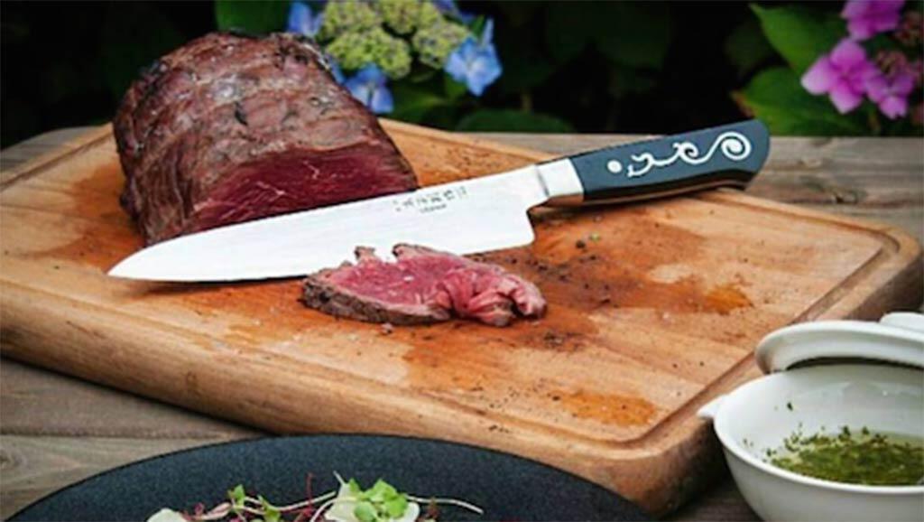 chopping board with I.O.Shen butchers knife